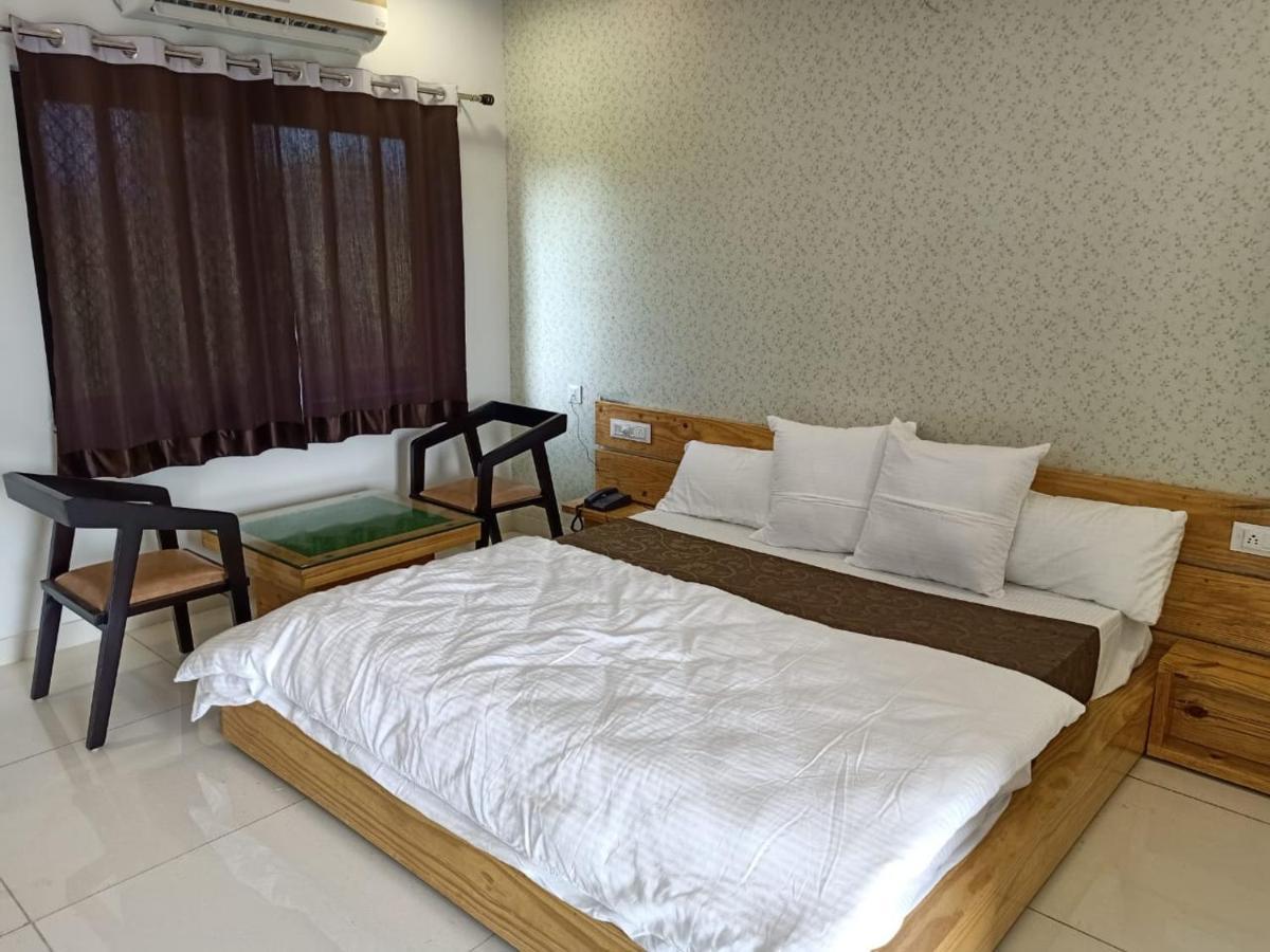 Aravalli Hill Resort Chittorgarh Extérieur photo